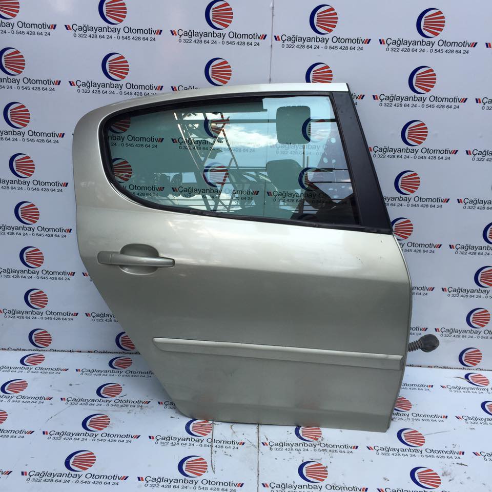 peugeot 407 sağ arka kapı 